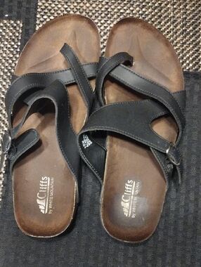 White Mountain Black Strappy Leather Sandals